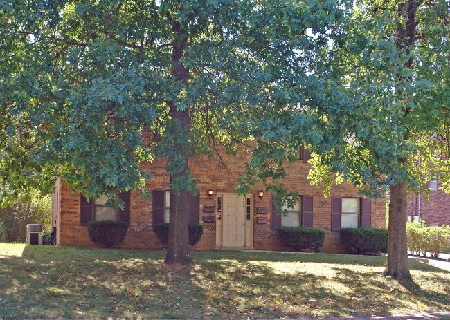 174 Donabrook Ct in Lexington, KY - Foto de edificio - Building Photo