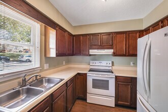 1943 Trexler Ct in Raleigh, NC - Building Photo - Building Photo