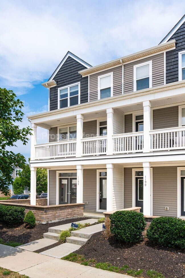 property at 1192 N Grant Ave