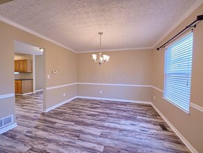 6284 Beaumont Square in Lewis Center, OH - Foto de edificio - Building Photo