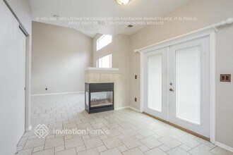 5364 Goshawk St, Unit 324 in Brighton, CO - Building Photo - Building Photo