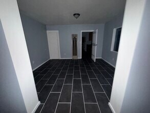 524 S Soto St in Los Angeles, CA - Foto de edificio - Building Photo