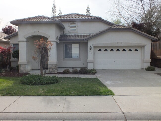 4746 Concordia Dr in El Dorado Hills, CA - Building Photo - Building Photo