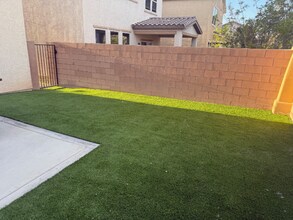 436 White Heart Rd in Las Vegas, NV - Building Photo - Building Photo