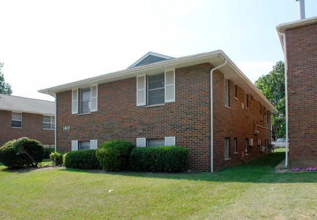 1417 King Ave in Columbus, OH - Foto de edificio - Building Photo