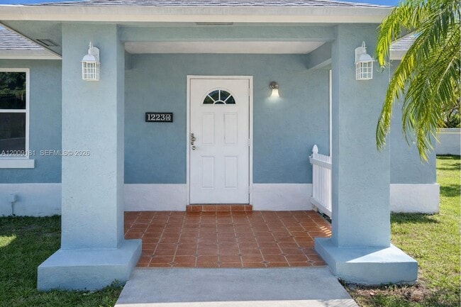 12230 SW 203rd St in Miami, FL - Building Photo - Building Photo