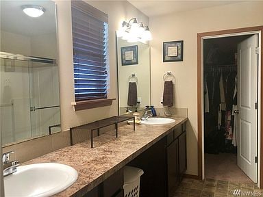 469 NE Nantucket St in Bremerton, WA - Foto de edificio - Building Photo