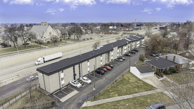 Pickford Place Apartments in Detroit, MI - Foto de edificio - Building Photo