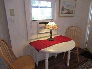 47 Granite St in Rockport, MA - Building Photo - Building Photo