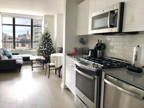 45 Hoyt St in Brooklyn, NY - Building Photo - Building Photo