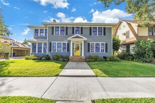 2320 5th St N in St. Petersburg, FL - Building Photo