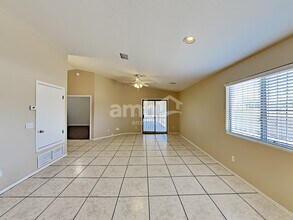 5691 S Abbottsford Dr in Tucson, AZ - Building Photo - Building Photo