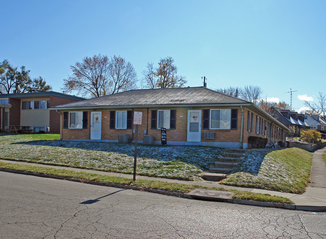 2628 St Charles Ave in Dayton, OH - Building Photo - Building Photo