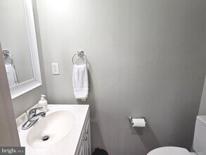 14222 Hunters Run Way in Gainesville, VA - Building Photo - Building Photo