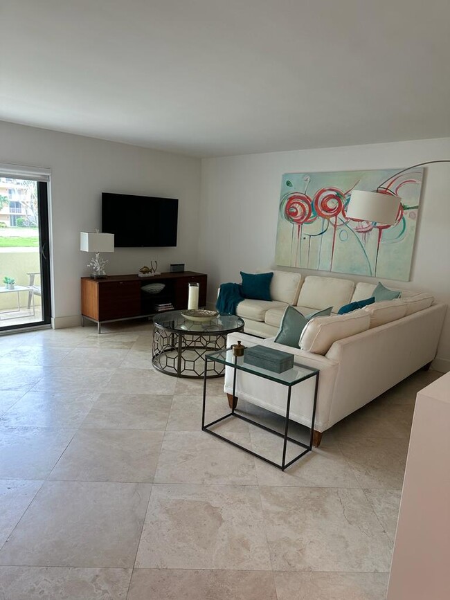 1501 S Flagler Dr, Unit 2B in West Palm Beach, FL - Foto de edificio - Building Photo