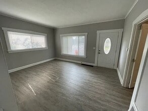 1205 Dayton St SW in Grand Rapids, MI - Building Photo - Building Photo