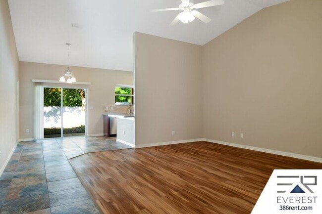 27 Raintree Pl in Palm Coast, FL - Building Photo - Building Photo