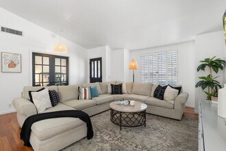 6415 E Beverly Ln in Scottsdale, AZ - Building Photo - Building Photo