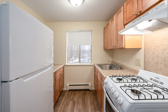 East Bay Apartments in Taunton, MA - Building Photo - Interior Photo