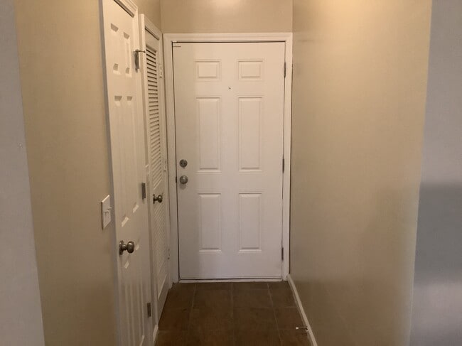 2377 Companion Cir E in Jacksonville, FL - Building Photo - Building Photo