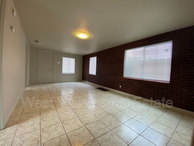 101 North St in Taft, CA - Building Photo - Building Photo