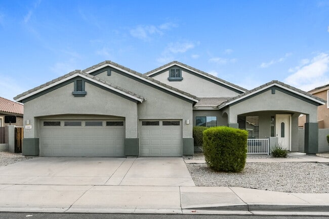 property at 2107 S Sabrina