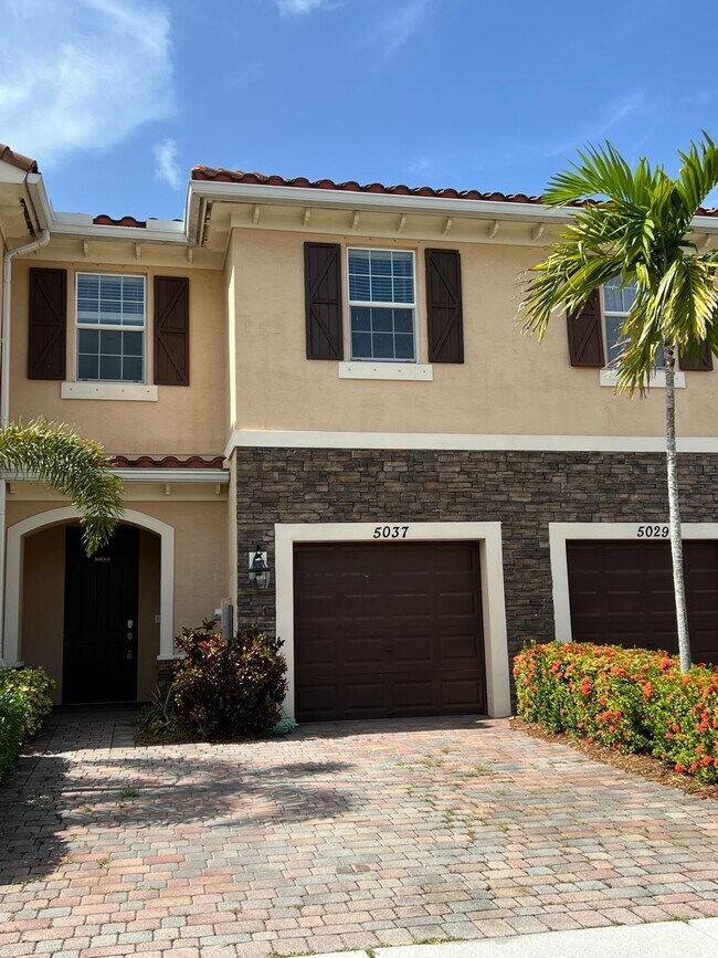 property at 5037 Ashley River Rd