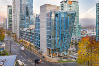 West Pender Place in Vancouver, BC - Building Photo - Building Photo