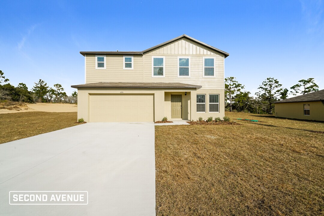 6896 N Sandborn Loop in Citrus Springs, FL - Building Photo