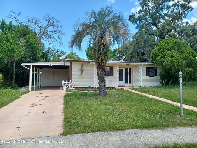 property at 595 Swallow Ln