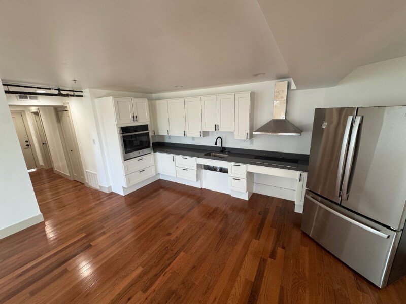 2 Charles St in Methuen, MA - Building Photo