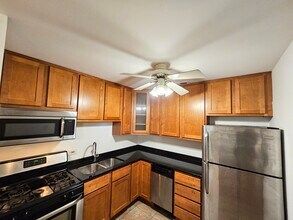 4032 N Milwaukee Ave in Chicago, IL - Building Photo - Building Photo