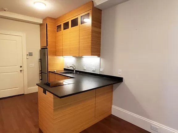 98 Myrtle St, Unit B