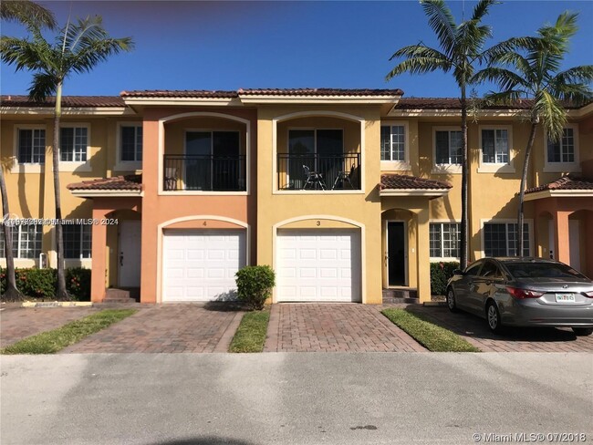 330 SW 2nd Ave in Hallandale Beach, FL - Building Photo - Building Photo