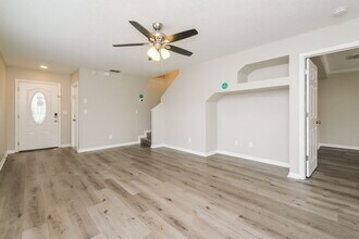 6032 Pointe Pleasant Blvd in Wesley Chapel, FL - Building Photo - Building Photo