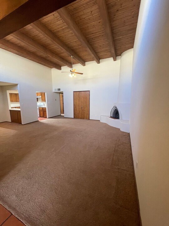 2416 San Patricio Plaza in Santa Fe, NM - Building Photo