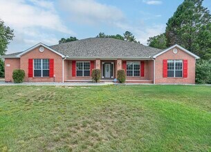 5897 Saratoga Dr in Crestview, FL - Building Photo - Building Photo