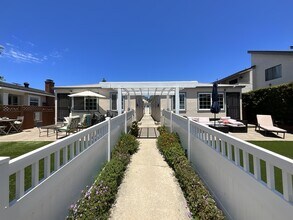 1948 Reed Ave in San Diego, CA - Building Photo - Building Photo