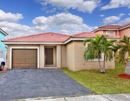 14285 SW 176th Terr in Miami, FL - Building Photo