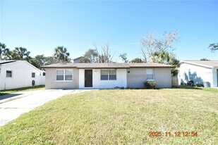 7317 Dianne Dr in New Port Richey, FL - Building Photo