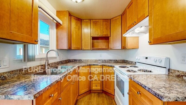 3929 Princeton Dr in Santa Rosa, CA - Building Photo - Building Photo