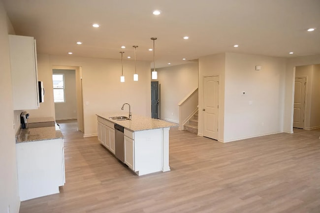 5005 Aiken Back Ln in La Grange, KY - Building Photo - Building Photo