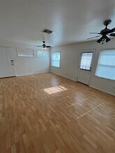 107 Tarpon Ave in Galveston, TX - Building Photo - Building Photo