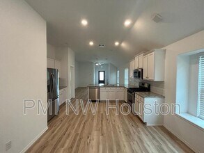 10022 Granite Grove Ln in Richmond, TX - Building Photo - Building Photo