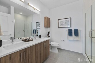 200 Schindler Dr in South Amboy, NJ - Building Photo - Building Photo