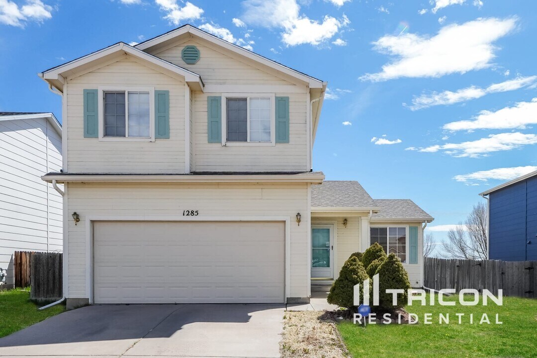 1285 Lords Hill Dr in Fountain, CO - Building Photo