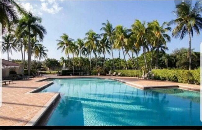 721 Lyons Rd, Unit 721 Lyons Rd in Coconut Creek, FL - Building Photo - Building Photo