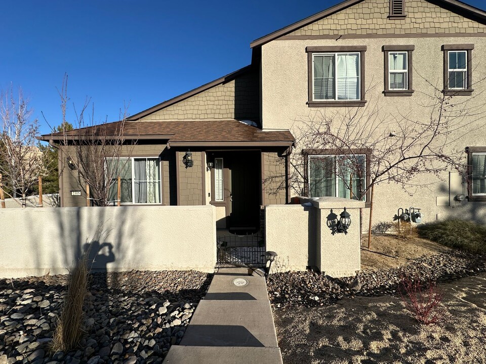 2305 Tara Ridge Trail in Reno, NV - Building Photo