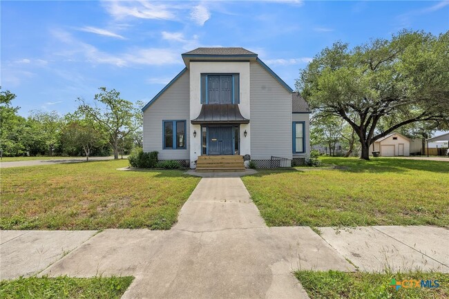 property at 811 Terrell St
