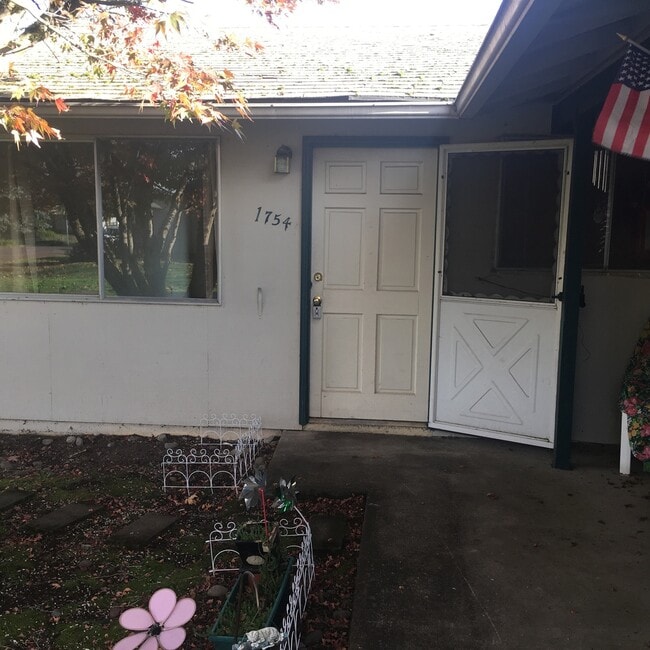 property at 1754 Rainbow Loop